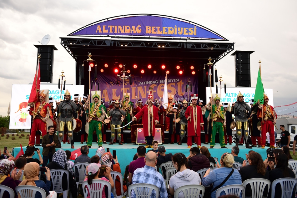 200 bin Ankaralı Altınfest ile coştu