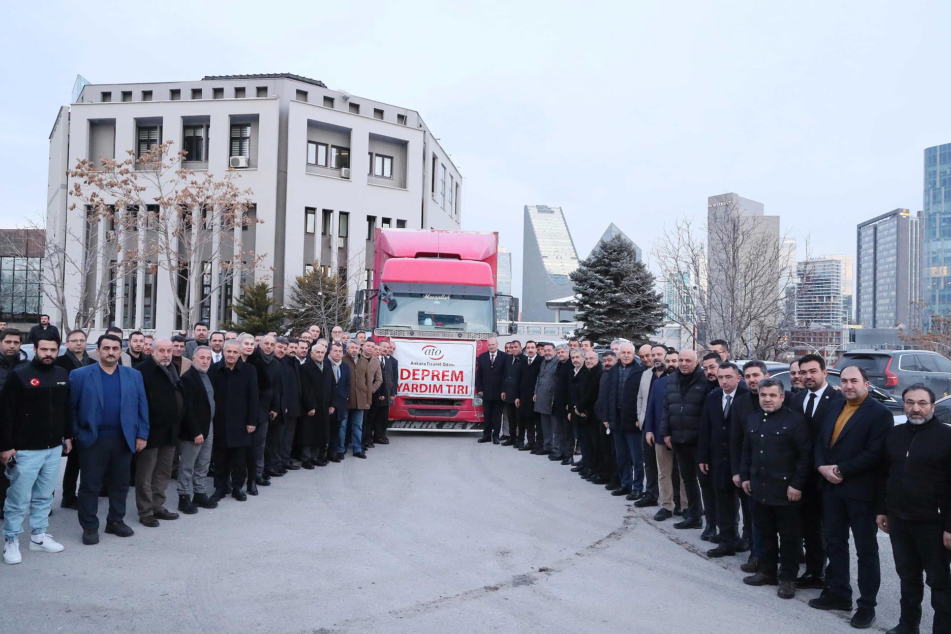 Ankara iş dünyası deprem bölgelerine desteğini sürdürüyor