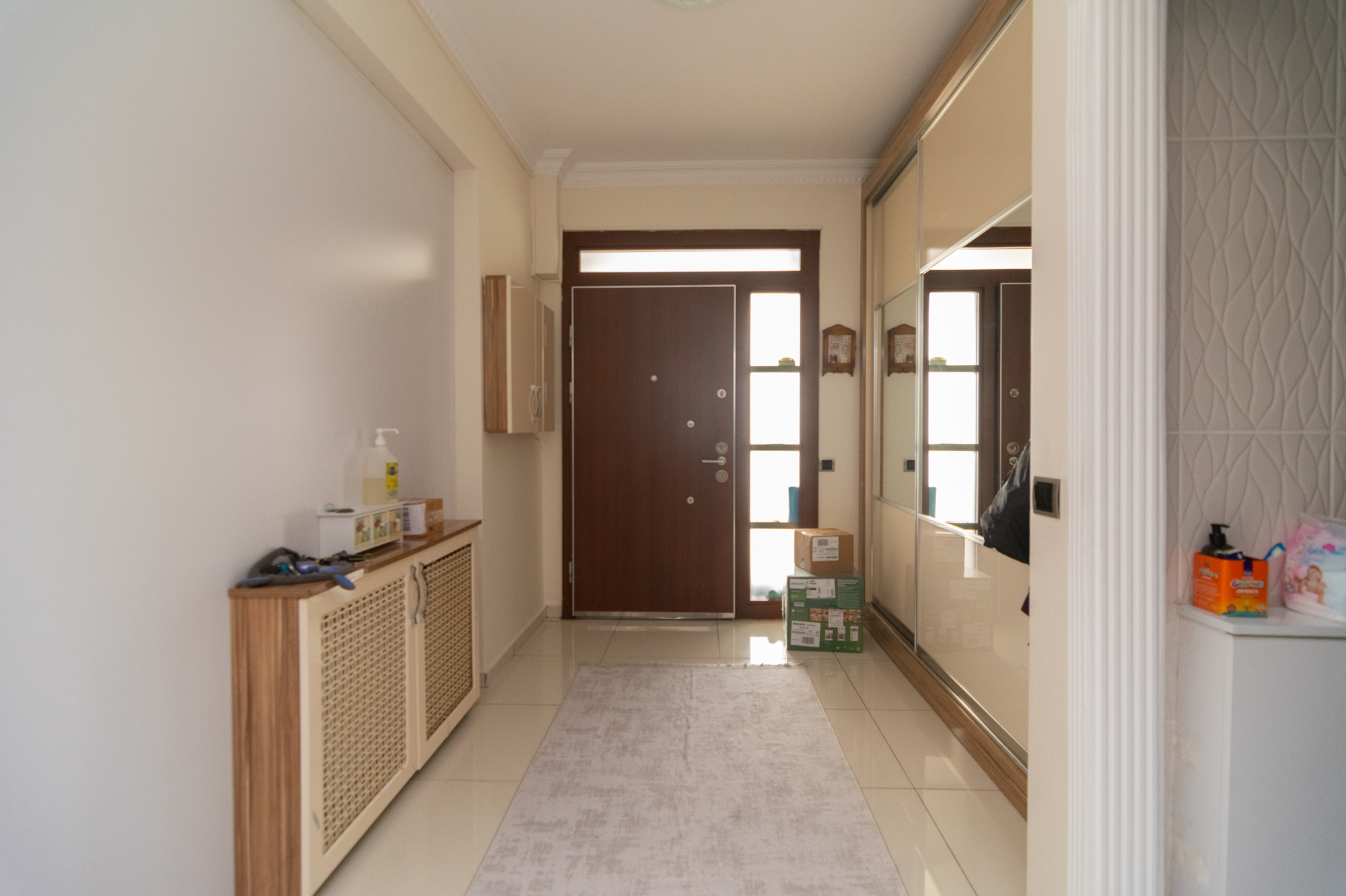 Çayyolu'nda site içerisinde 7 odalı 540 m2 avantajlı villa