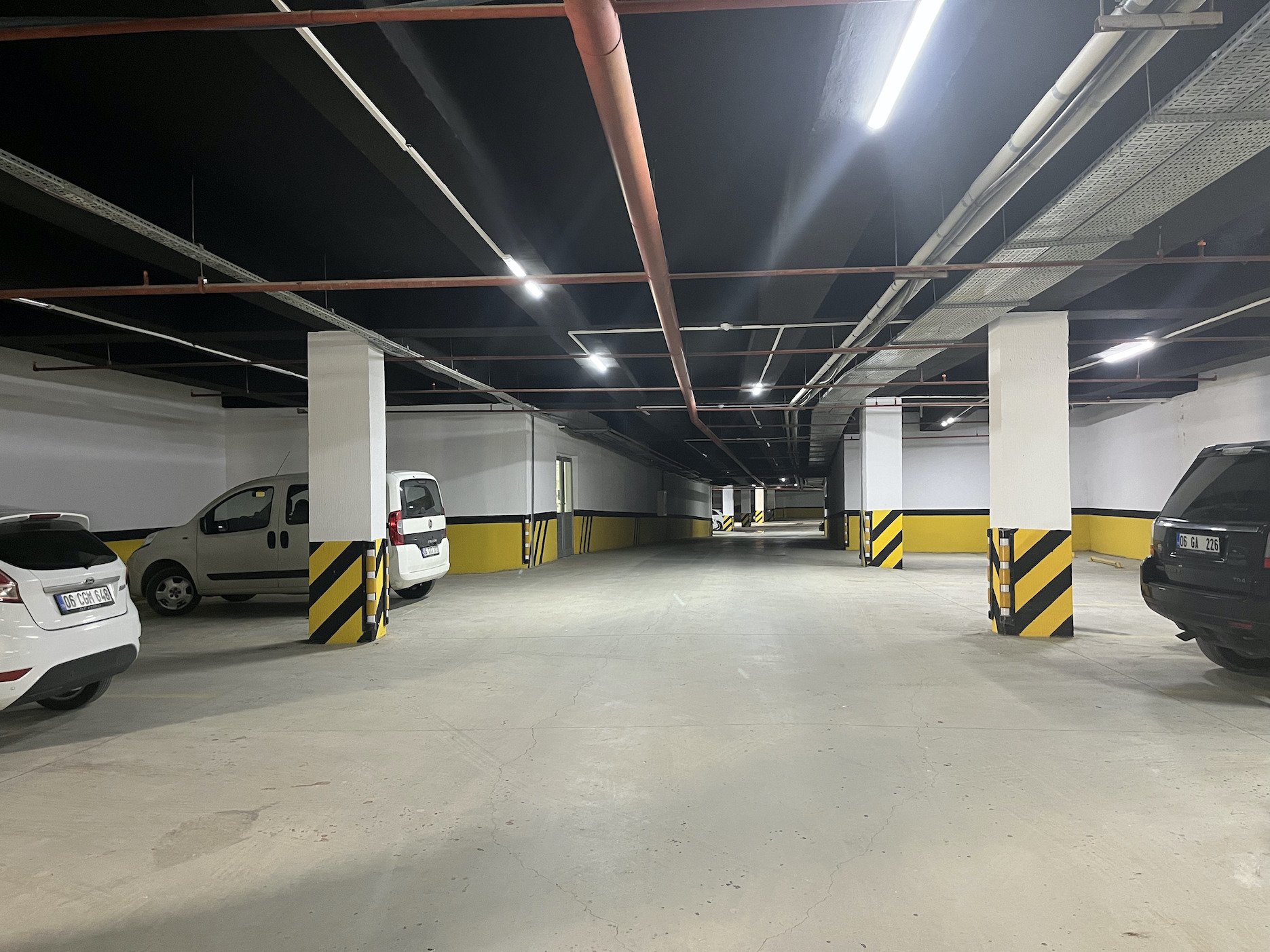 İncek N Modern sitesinde natamam villa