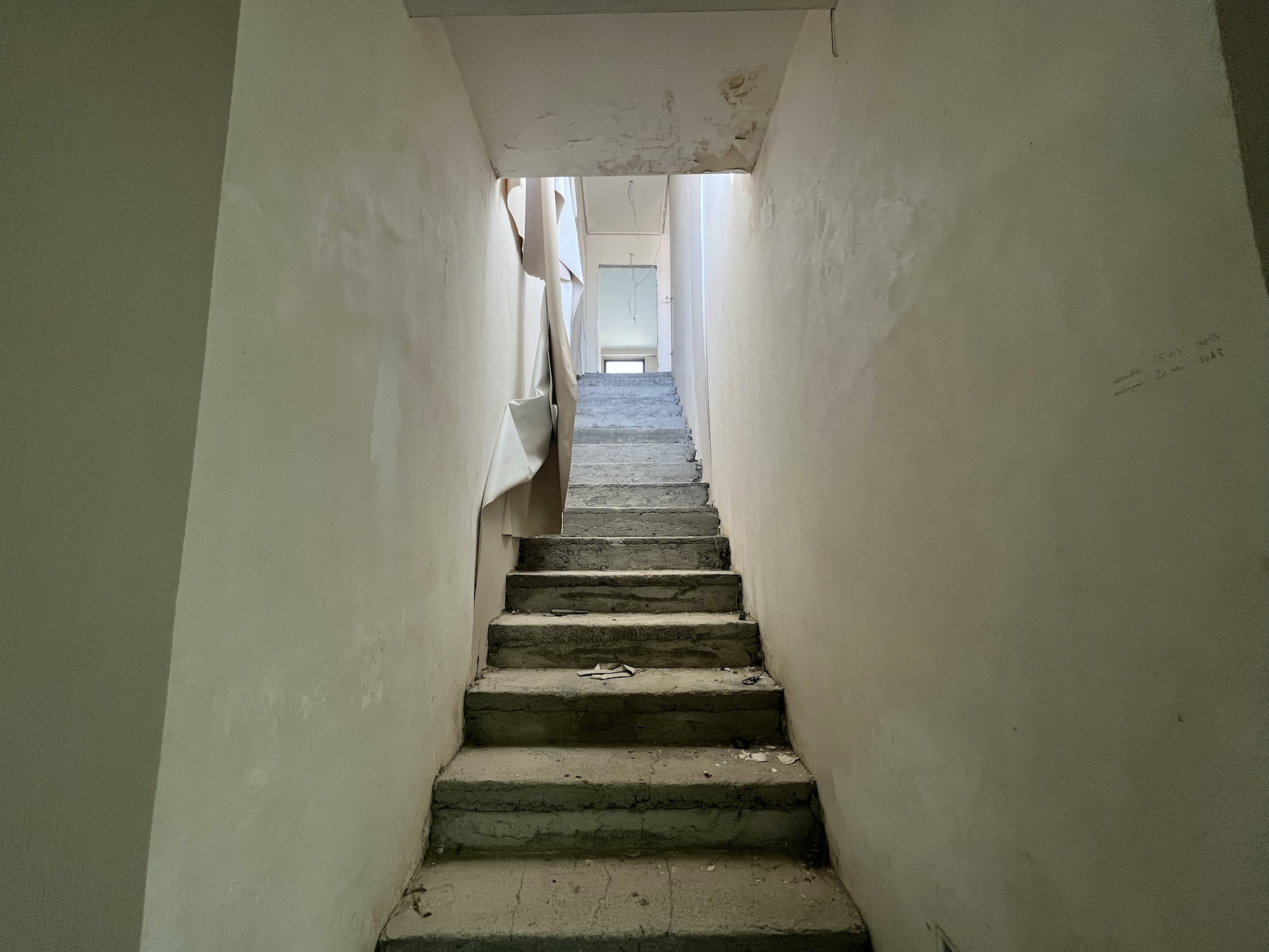 İncek N Modern sitesinde natamam villa