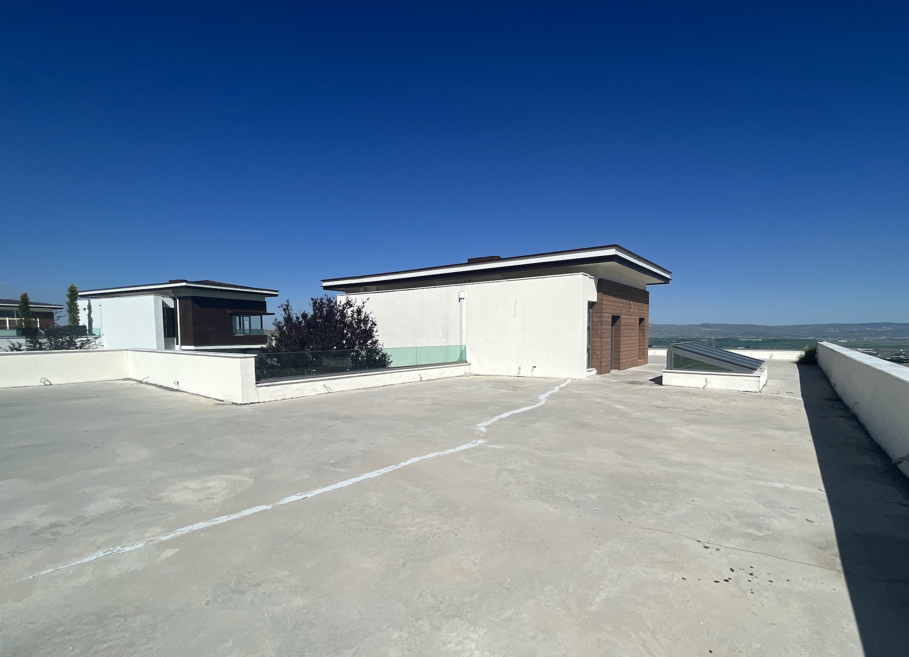 İncek N Modern sitesinde natamam villa