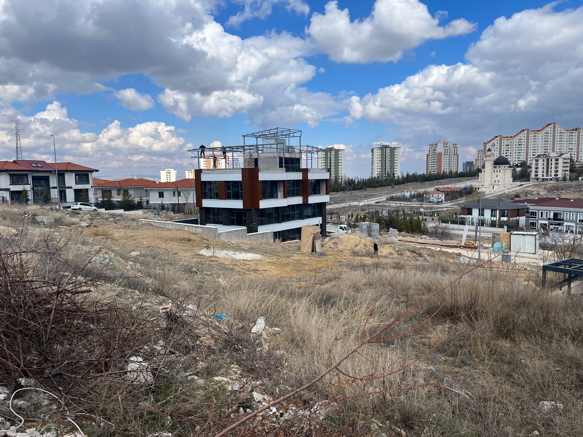 Bilkent'te 1.134 m² 3 ayrı parsel yatırım için fırsat arsa