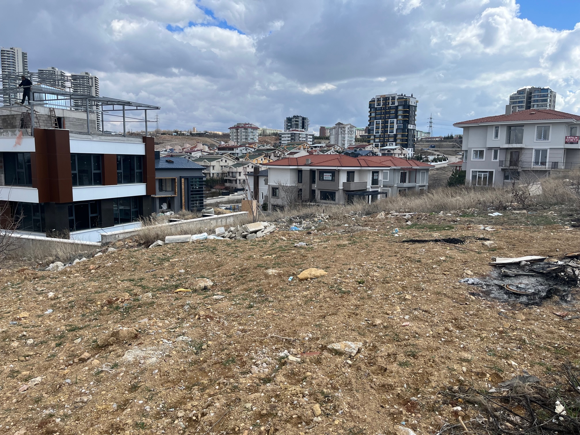 Bilkent'te 1.134 m² 3 ayrı parsel yatırım için fırsat arsa