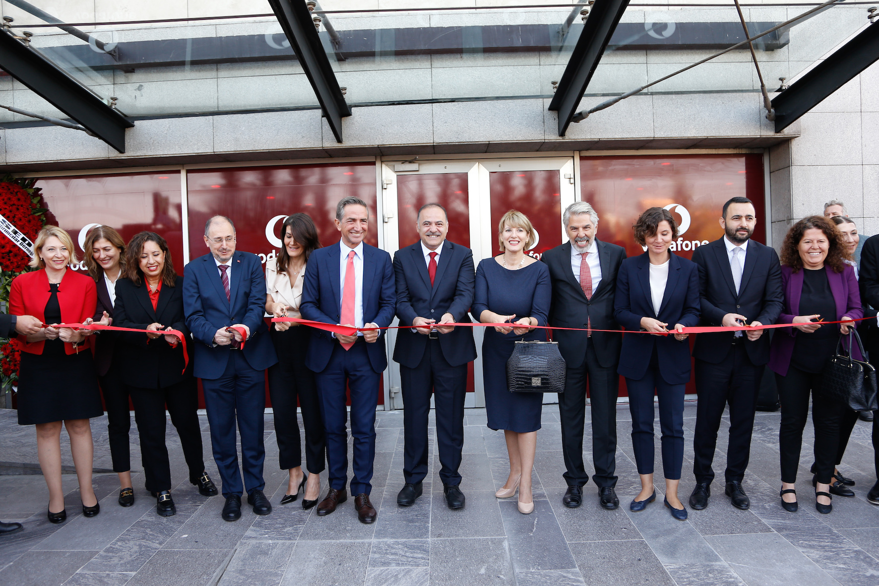 Vodafone Ankara’da yeni bir merkez açtı