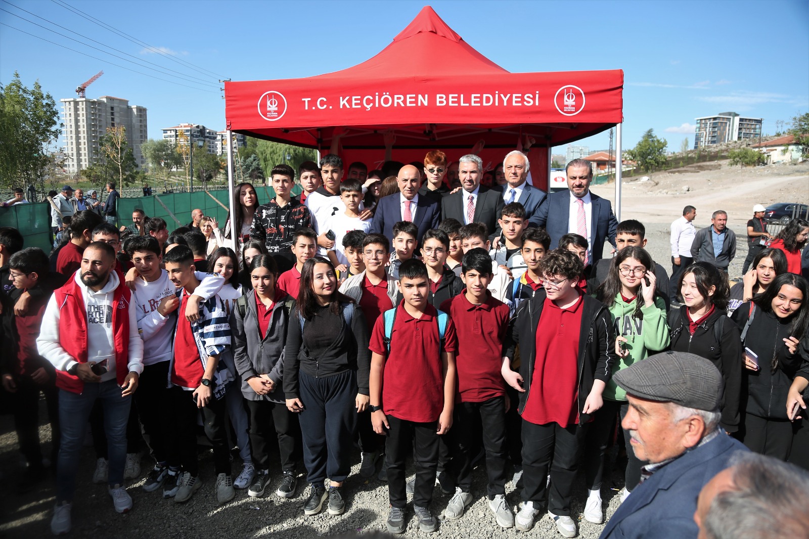 Keçiören’de lavanta bahçesi kapalı spor salonu’nun temeli atıldı