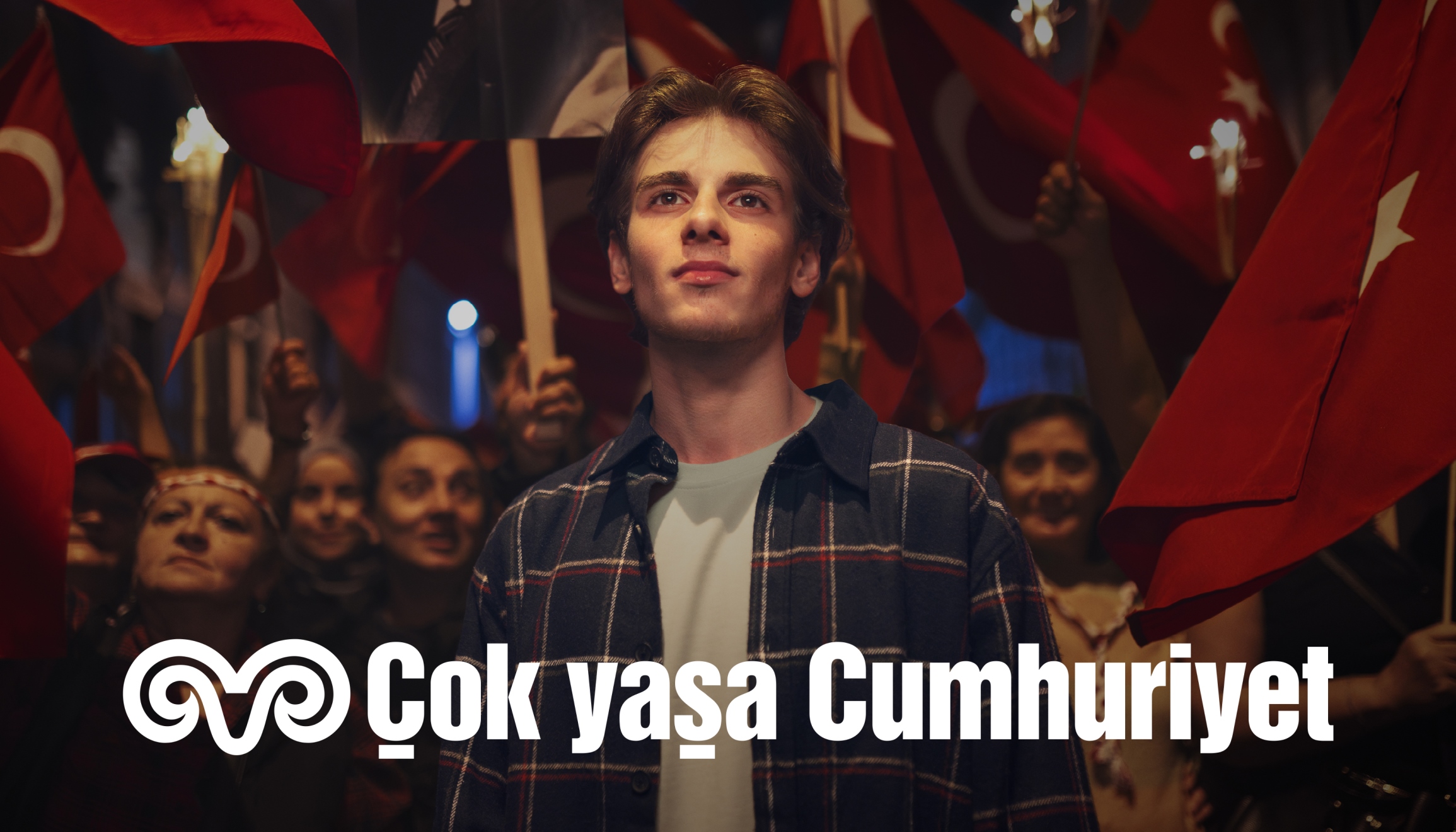 Ankaralı Koç Holding Cumhuriyet’in 100. Yılını kutlarken logosunu ‘çok’ olarak değiştirdi