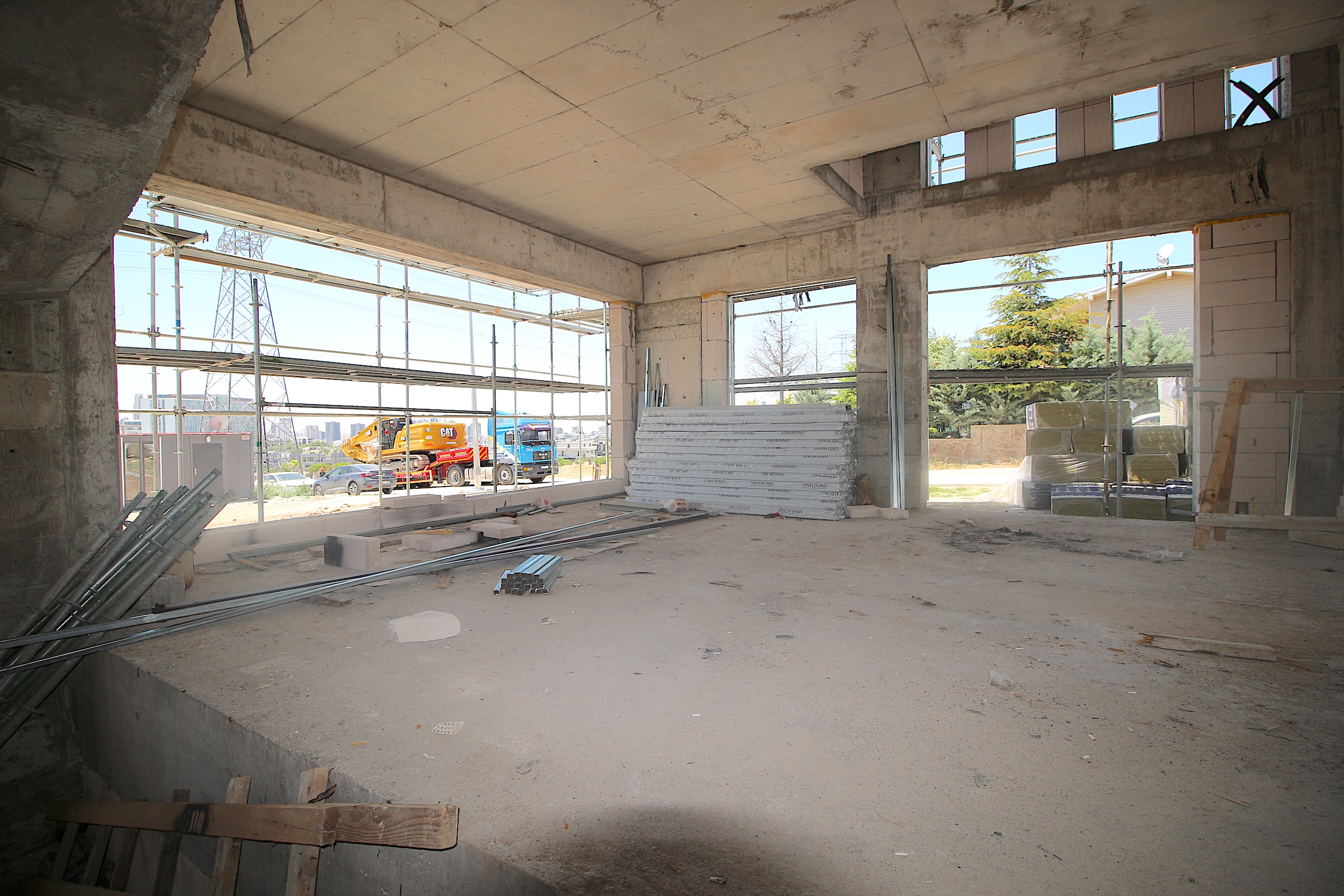 Beytepe’de yatırım fırsatı. 500 m² natamam ofis binası satışta