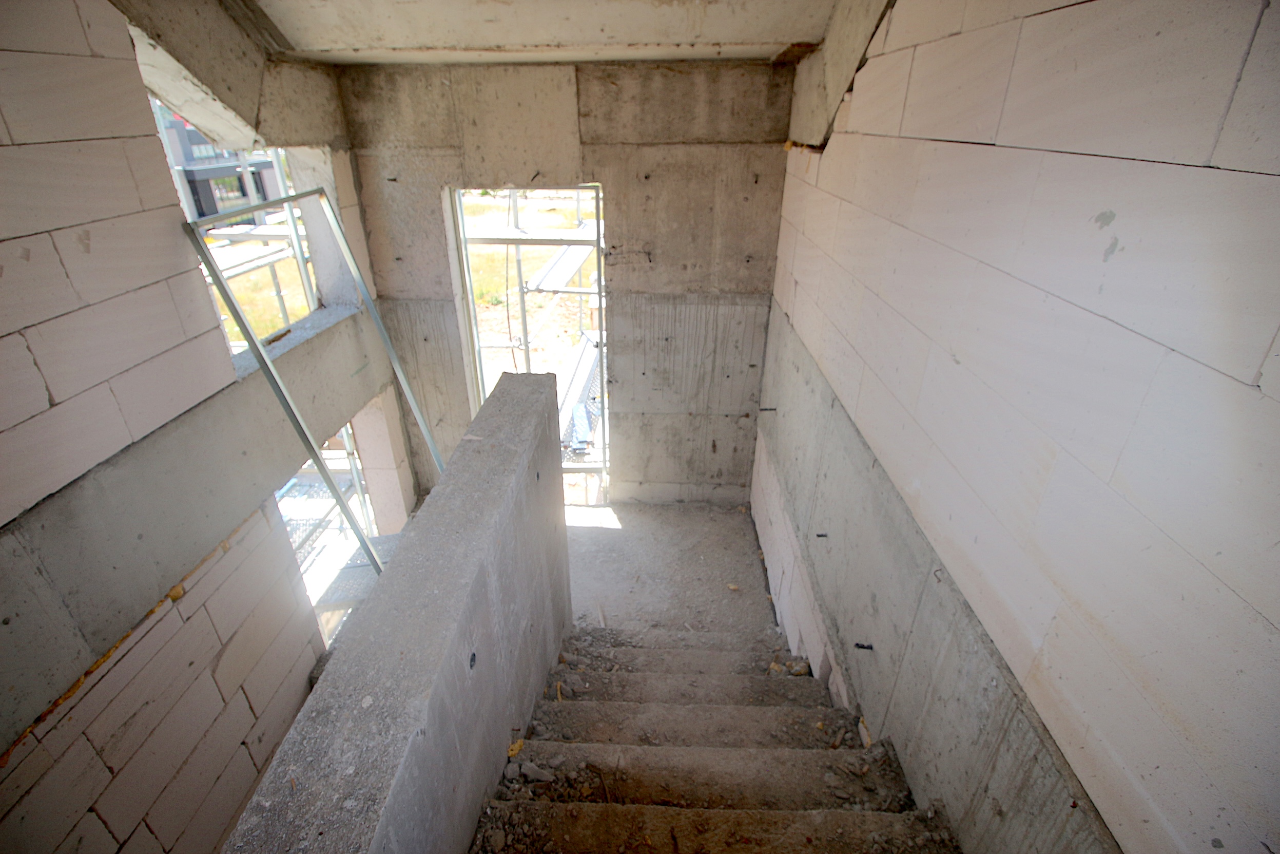 Beytepe’de yatırım fırsatı. 500 m² natamam ofis binası satışta