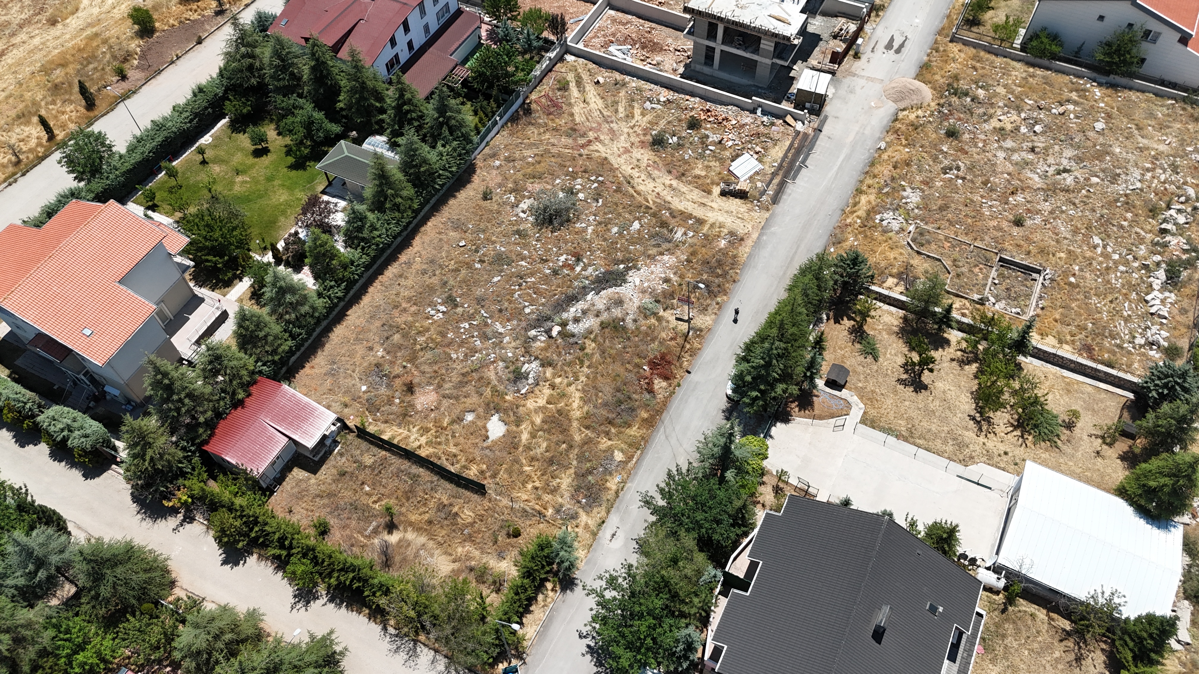 Ahlatlıbel'de 1.320 m2 arsa yatırımcıların ilgisine sunuldu