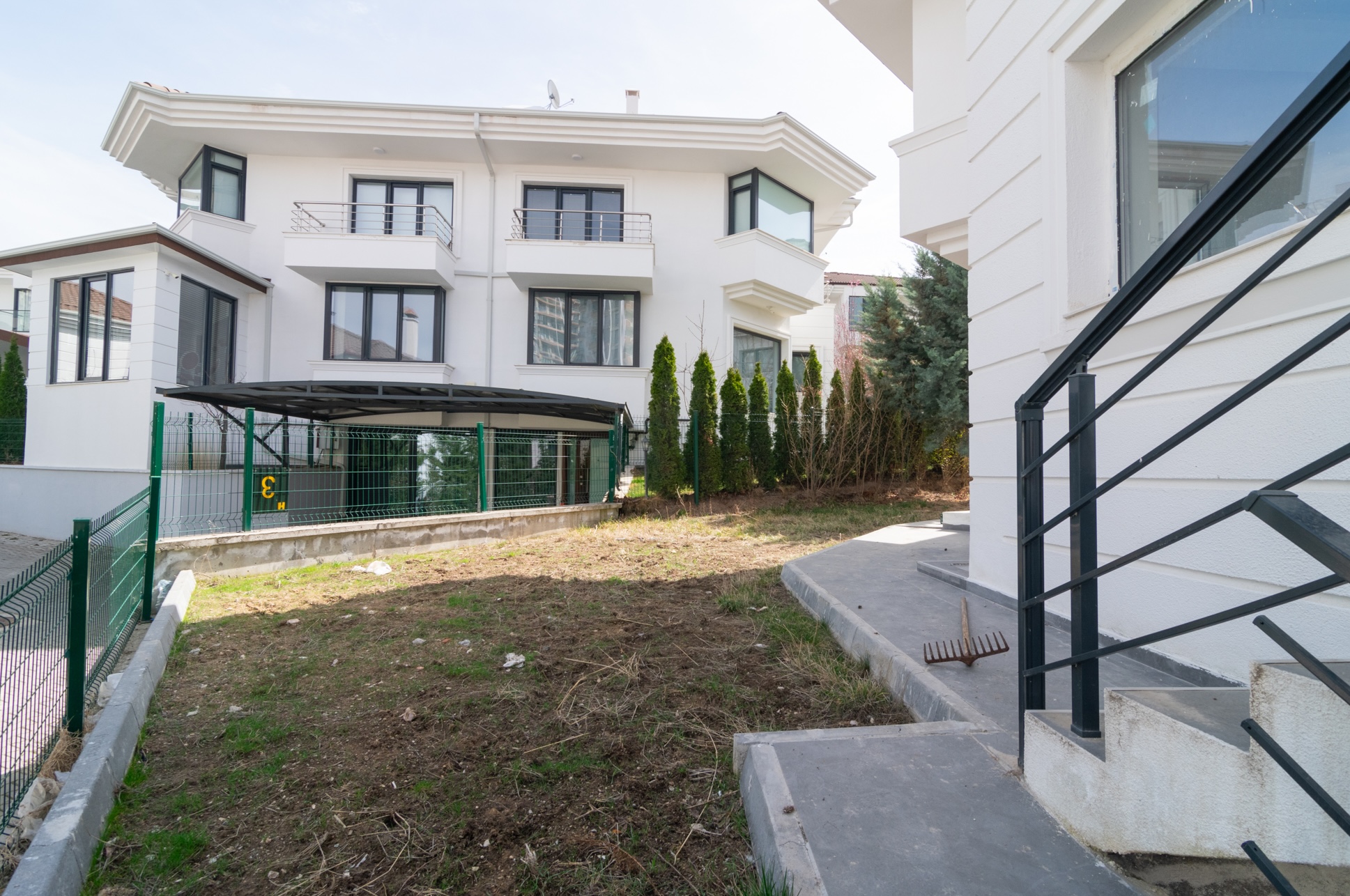 Alacaatlı'da site içerisinde villalar tüketicilerin ilgi odağında
