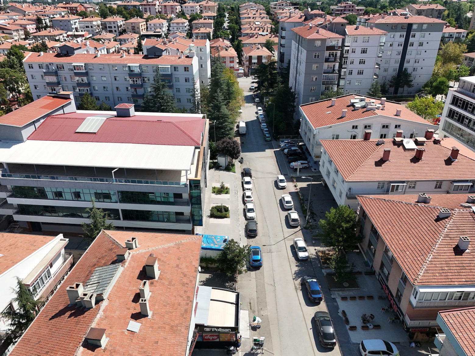 Balgat'ta 1.500 m2 arsada 5 bin 500 m2 şirket merkezi binası