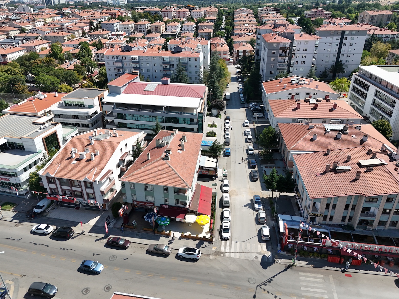 Balgat'ta 1.500 m2 arsada 5 bin 500 m2 şirket merkezi binası