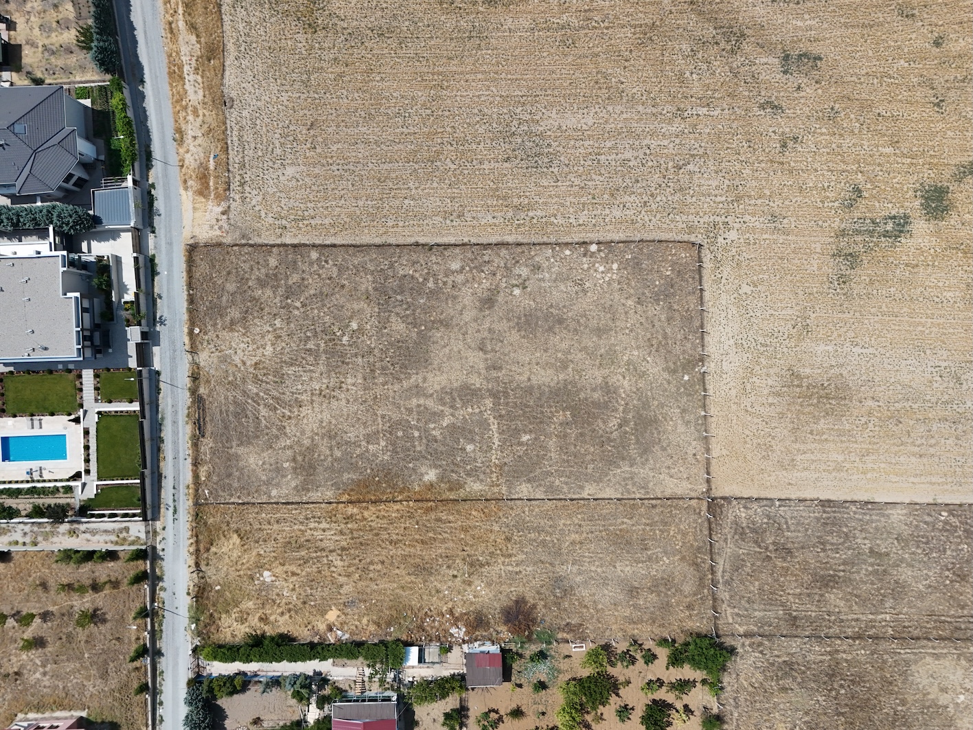 Gölbaşı Hacılarda 3 bin m2 satılık arsa yatırım fırsatı sunuyor