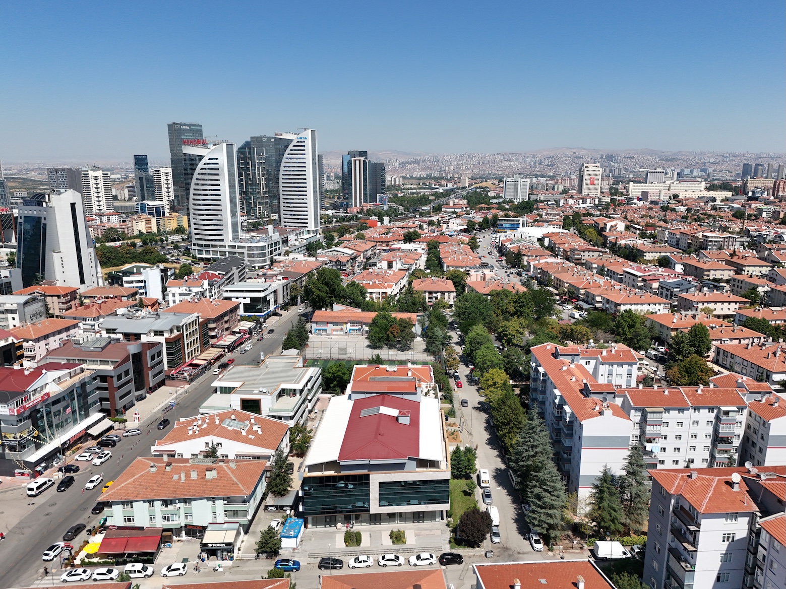 Balgat'ta 1.500 m2 arsada 5 bin 500 m2 şirket merkezi binası