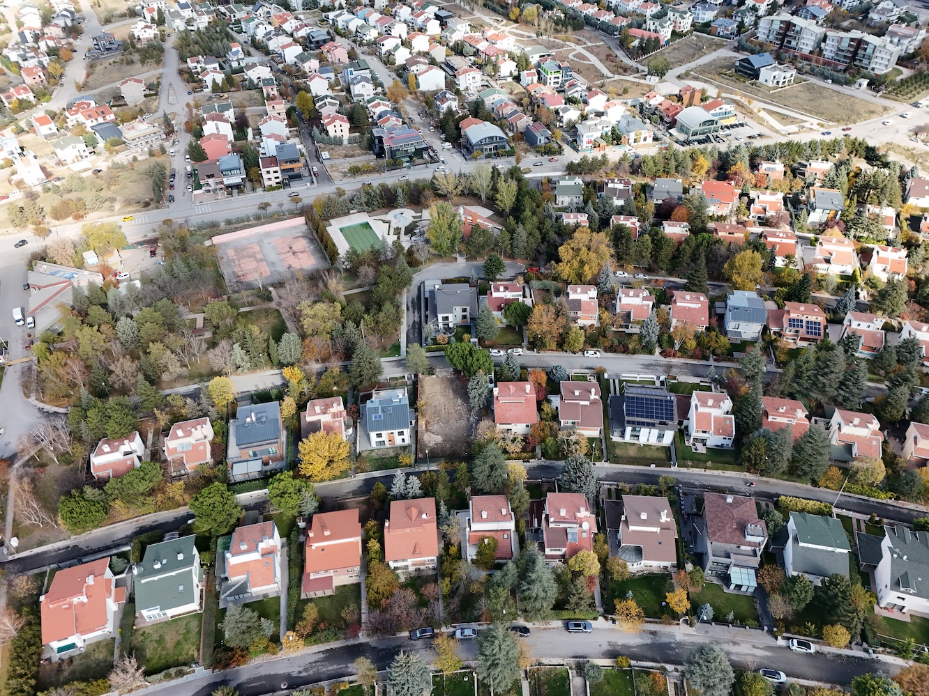 Ankara Çayyolu'nda site içerisinde 600 m² arsa fırsatı