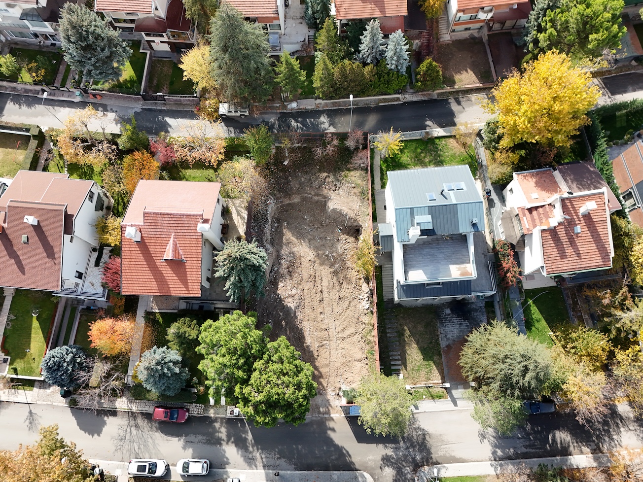 Ankara Çayyolu'nda site içerisinde 600 m² arsa fırsatı
