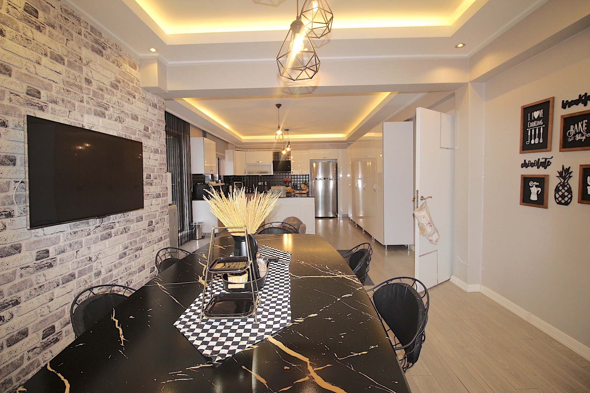 Çankaya Dodurga'da site içerisinde tam müstakil süper lüks villa