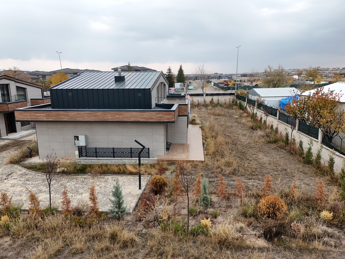 Gölbaşı'nda site içerisinde süper lüks sıfır villa
