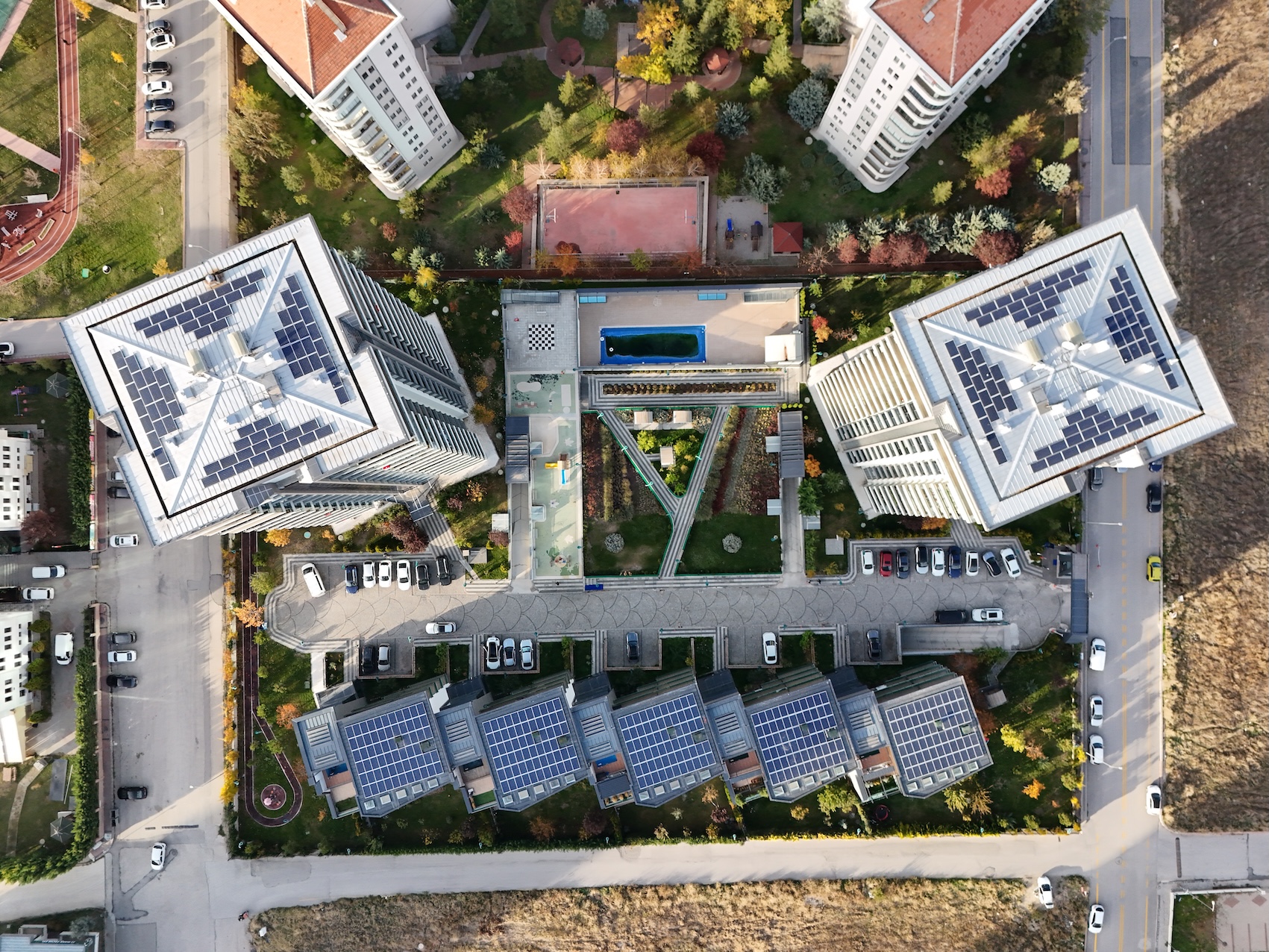 Ankara'da katta tek yatay mimari 5+1 havuzlu teras dubleks