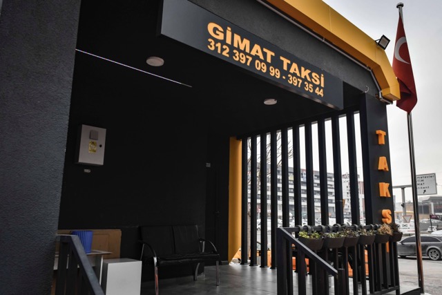 Ankara'da taksi durakları yenileniyor