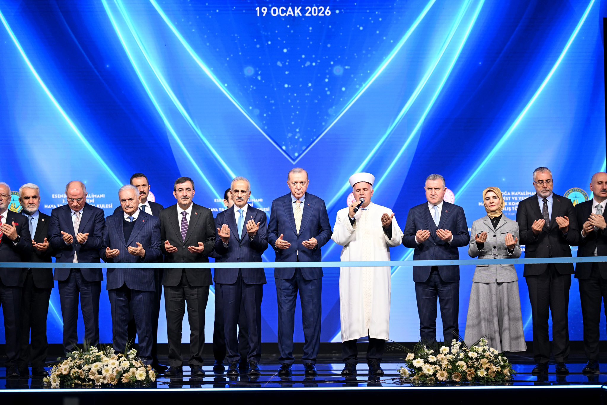 Esenboğa Havalimanı'nın üçüncü pisti hizmete alındı