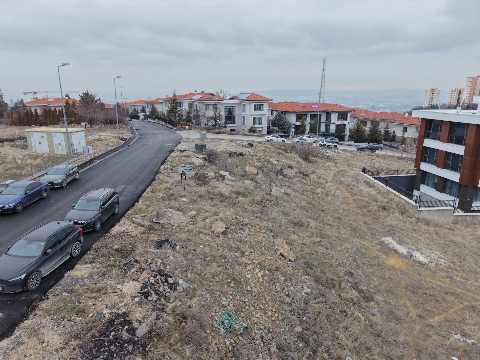 Bilkent'te 1.134 m² 3 ayrı parsel yatırım için fırsat arsa