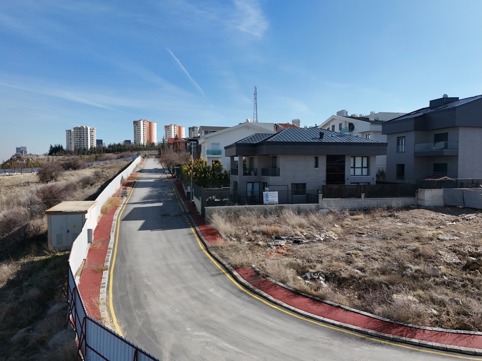 Bilkent’te 1.018 m² satılık köşe parsel kupon arsa