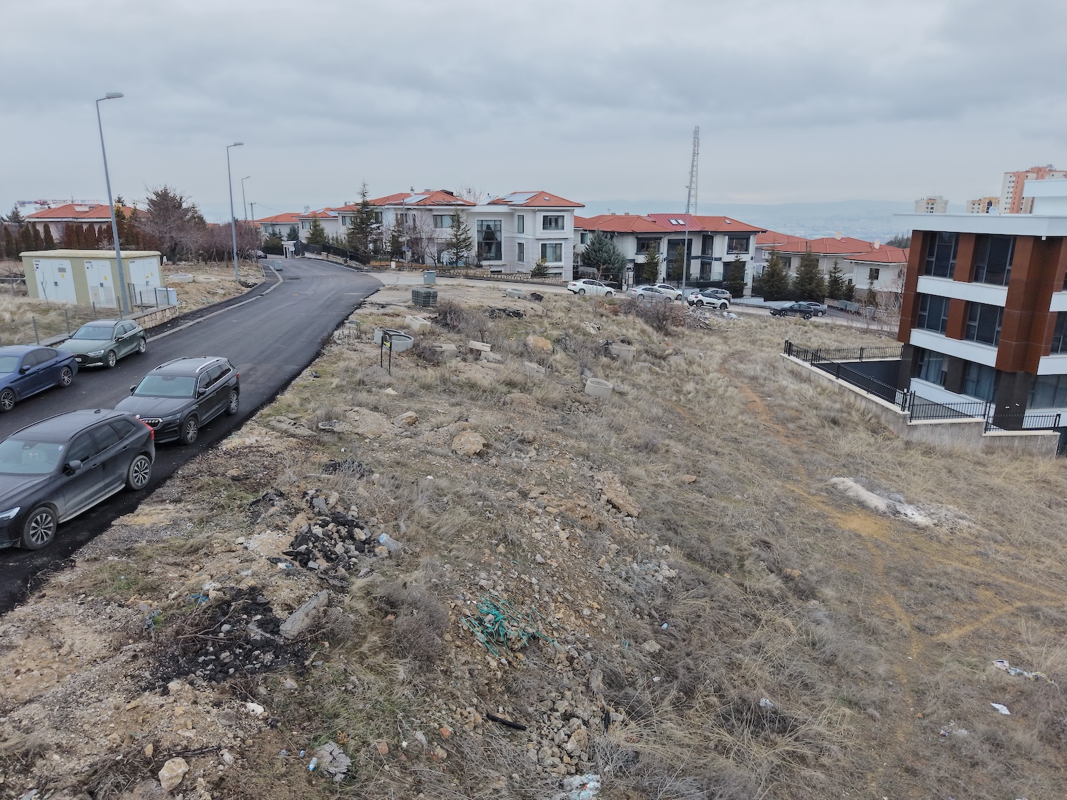 Bilkent'te 1.134 m² 3 ayrı parsel yatırım için fırsat arsa