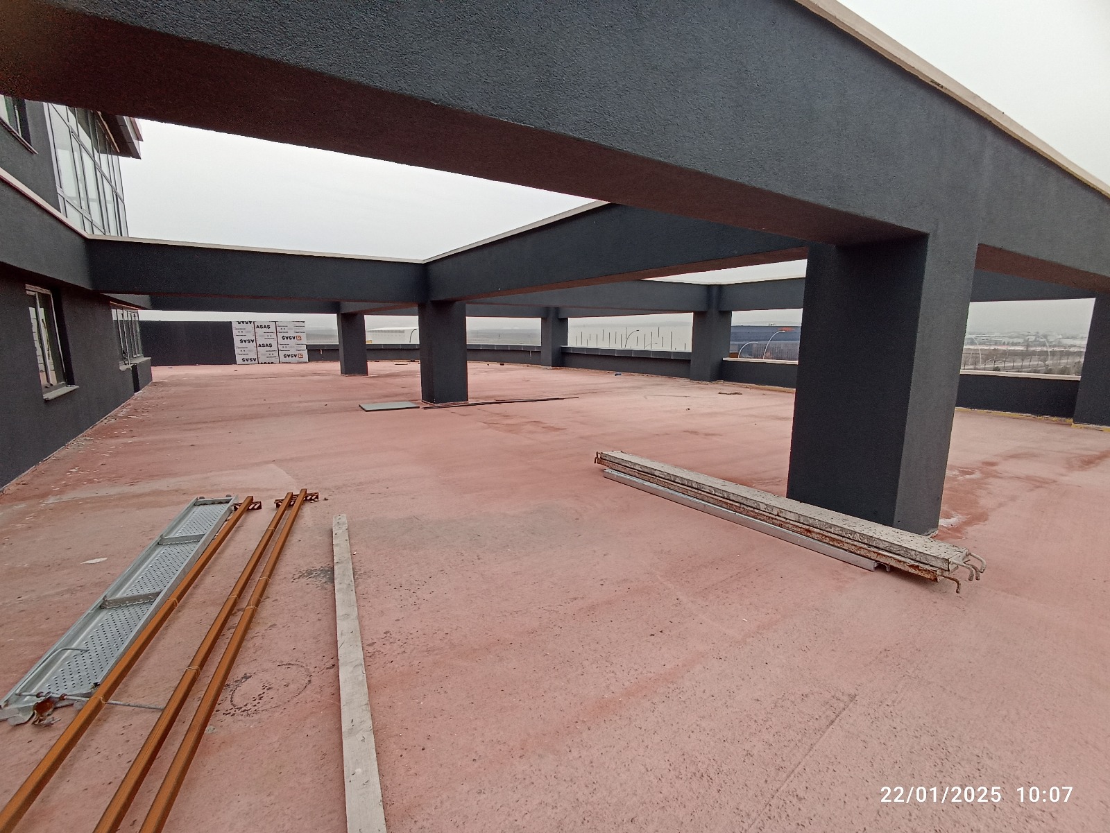 Ankara Esenboğa yolu üzerinde 5.000 m² plaza
