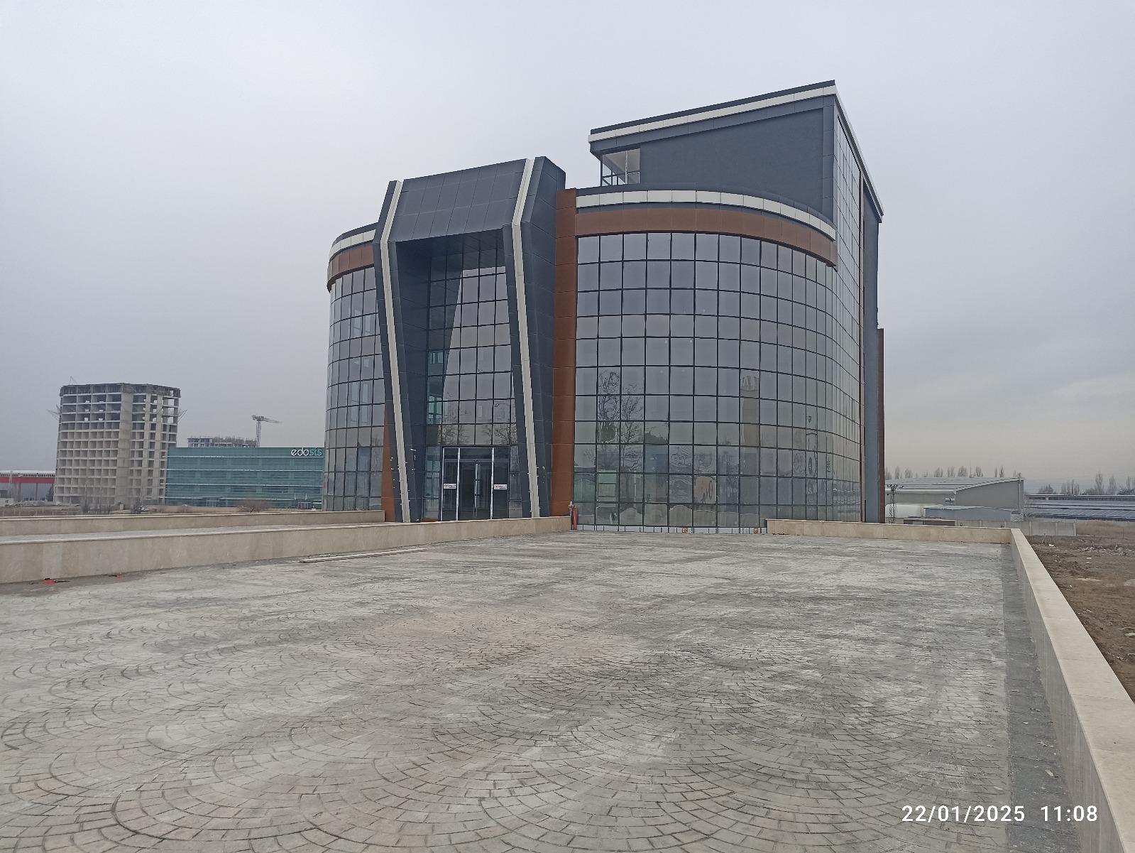 Ankara Esenboğa yolu üzerinde 5.000 m² plaza