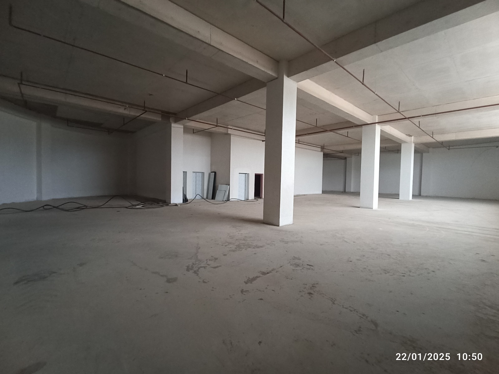 Ankara Esenboğa yolu üzerinde 5.000 m² plaza