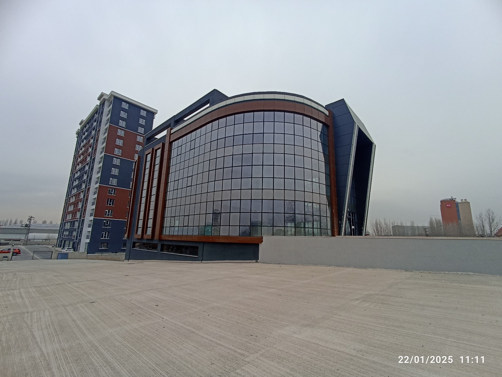 Ankara Esenboğa yolu üzerinde 5.000 m² plaza