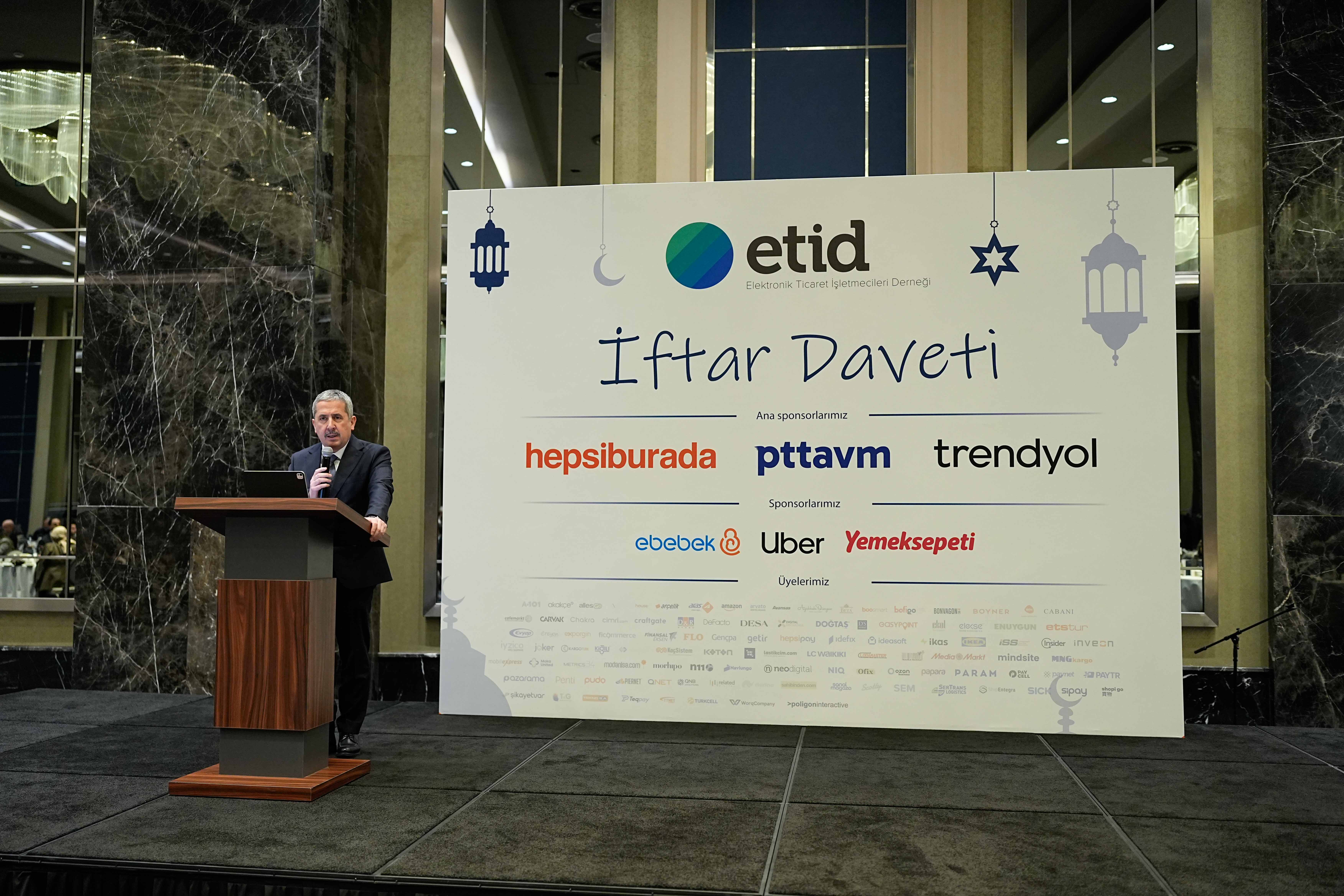 ETİD geleneksel iftarında e-ticaret sektörünü bir araya getirdi