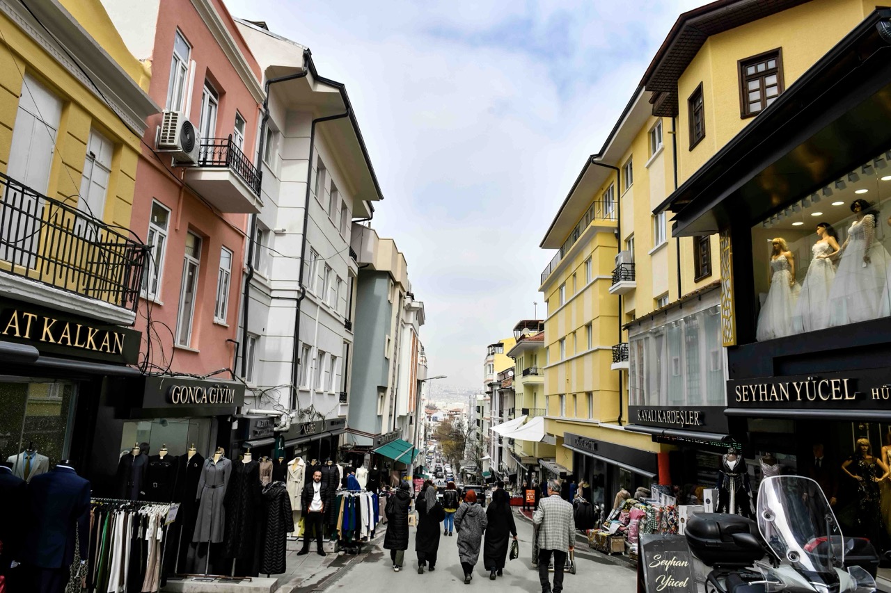 Ankara'nın kalbinde tarihi dönüşüm: çıkrıkçılar yokuşu yenilendi