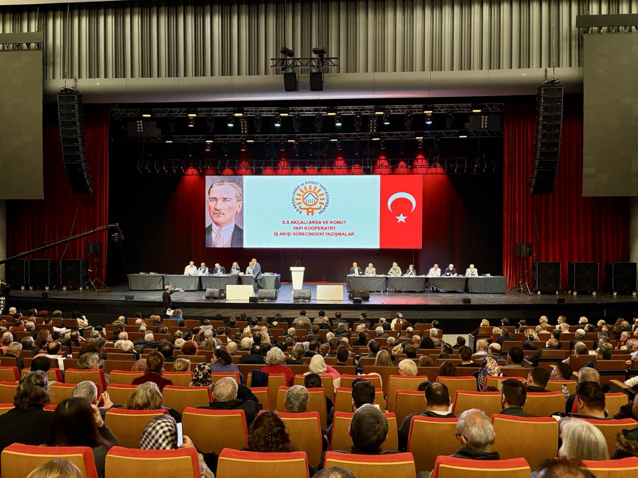 Akçalı Kooperatifi'nde genel kurul tamamlandı: Kura, seçim ve teslim süreci gündeme damga vurdu