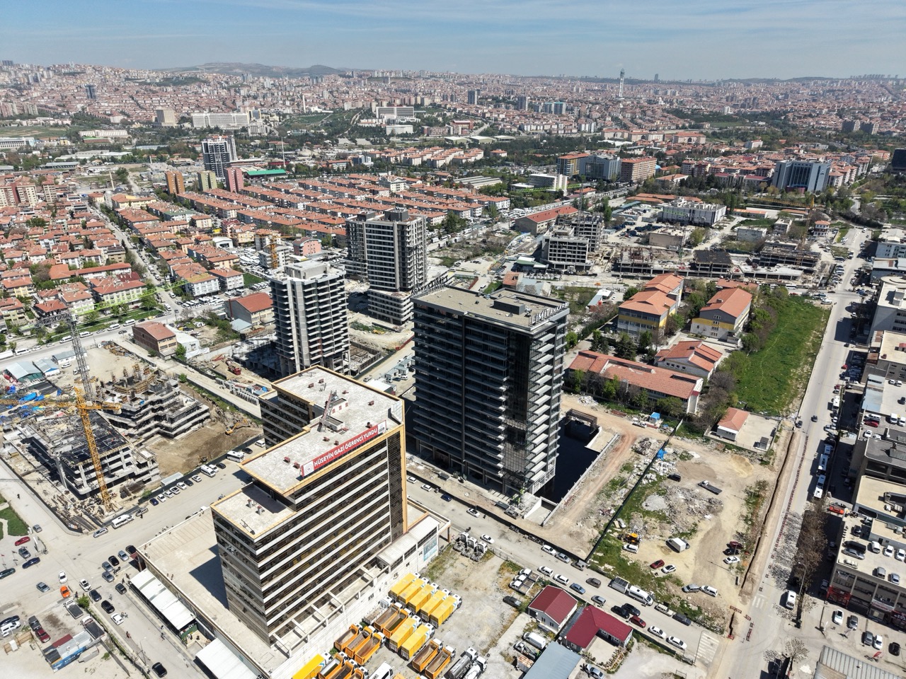 Ankara'daki İskitler'de eski sanayi kimliği yerini markalı projelere bırakıyor