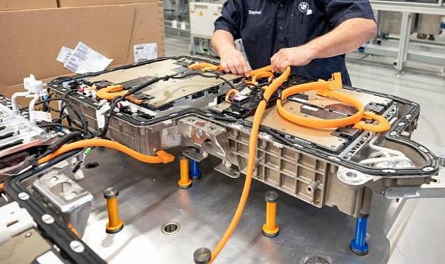 Koç Holding Ankara’da elektrikli araçlar için batarya üretecek