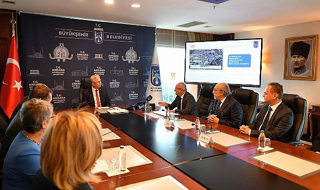 Ankara’da yapılacak 3 yeni metro hattının projeleri için imzalar atıldı