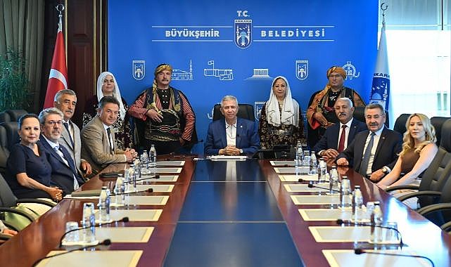 Ankara kulübü derneği’nden Ankara Belediye Başkanı Mansur Yavaş’a ziyaret