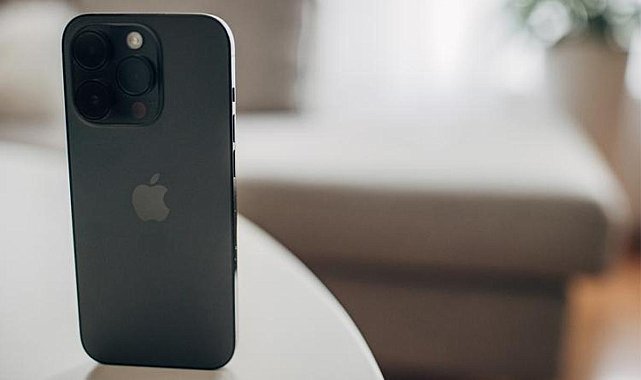 Apple Çin'de büyük yara aldı