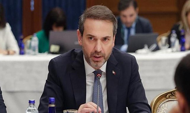 Bakan Bayraktar'dan doğal gaza ilişkin önemli açıklama