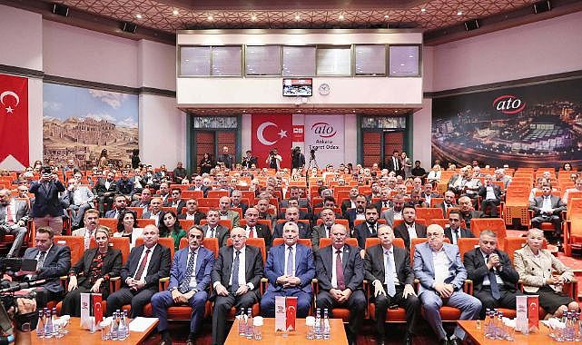Ticaret Bakanı Prof. Dr. Ömer Bolat, ‘Ankara ihracat şehri haline geldi’