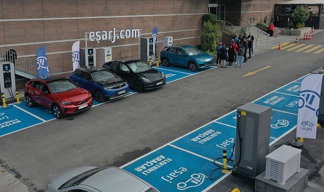 Ankara’nın en büyük elektrikli araç şarj istasyonu hizmet başladı