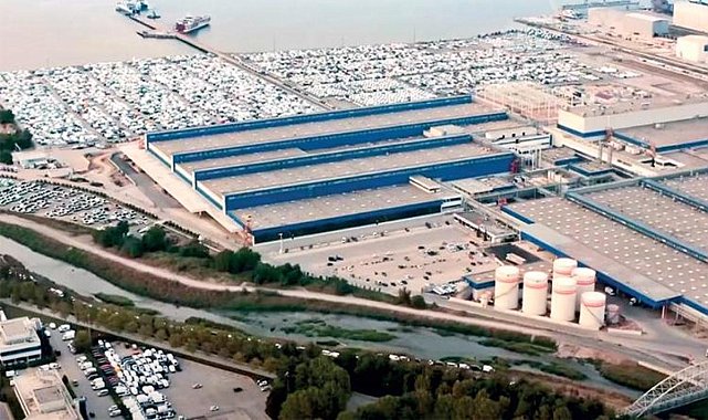 Ford Otosan elektrikli araçlar da üreteceği fabrikasını yeniledi