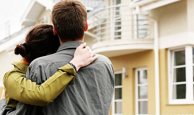 İlk evini alacaklara kredi desteği ve evleneceklere 150 bin TL kredi verilecek