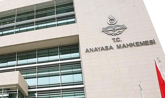 AYM’den yüksek yargının ek zammına iptal