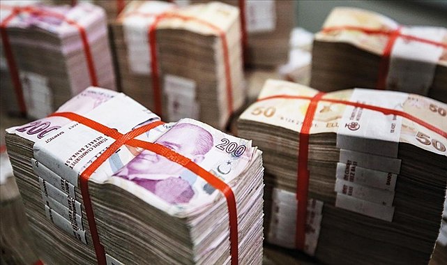 Bütçe şubatta 153.8 milyar lira açık verdi