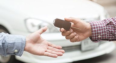 Otomobil piyasasında fiyatlar gerilemeye devam ediyor