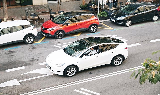 Uygun fiyatlı Tesla projesi iptal edildi